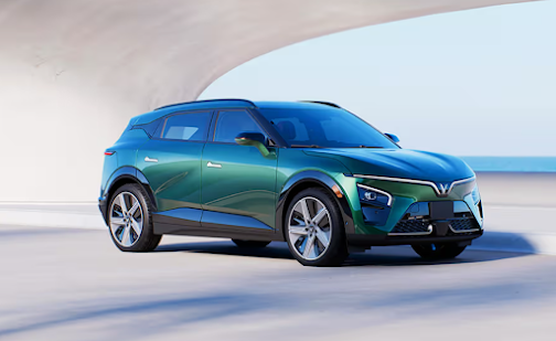 VinFast VF7 Launch & Specs: Electric SUV Excitement Builds!