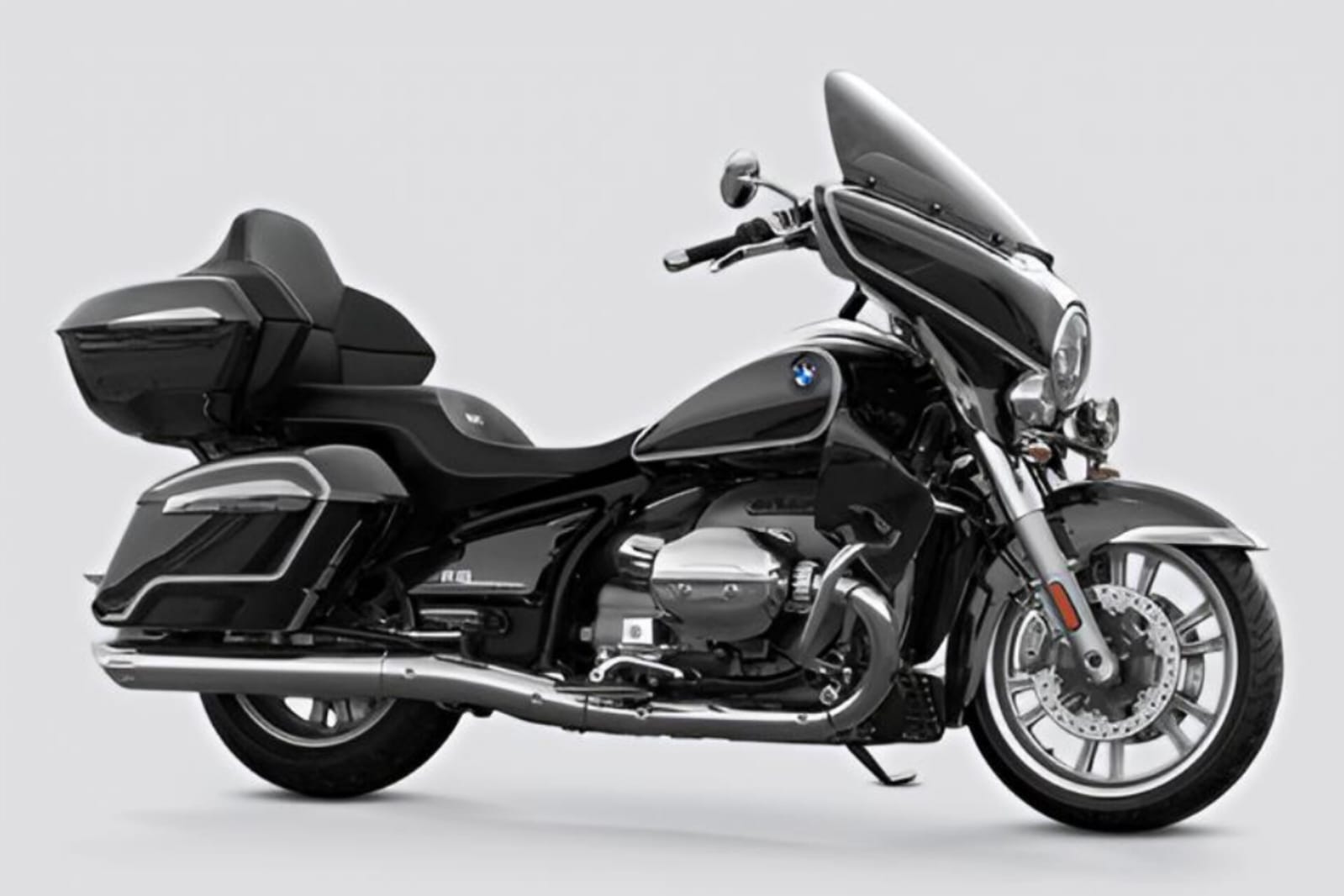 Is the ₹23 Lakh BMW R 18 India’s Best Tourer?