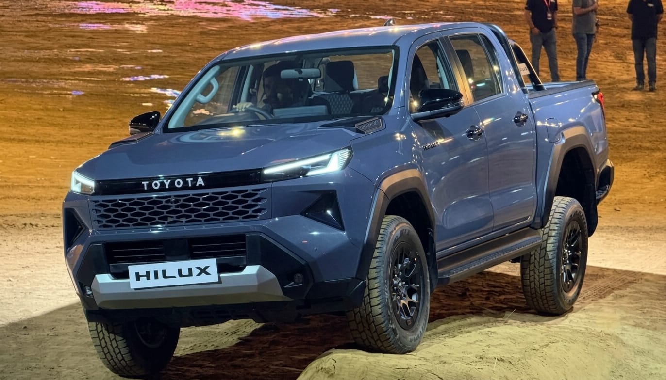 New Gen Toyota Hilux Launched in India at Rs. 31.99 Lakh – Now More Accessible Than Ever!